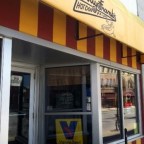 Rockin’ hot dogs at Columbus’ Dirty Frank’s [classic article]