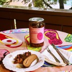 Pam Anderson knocks it out of the gourmet park with Pamela’s Pickles